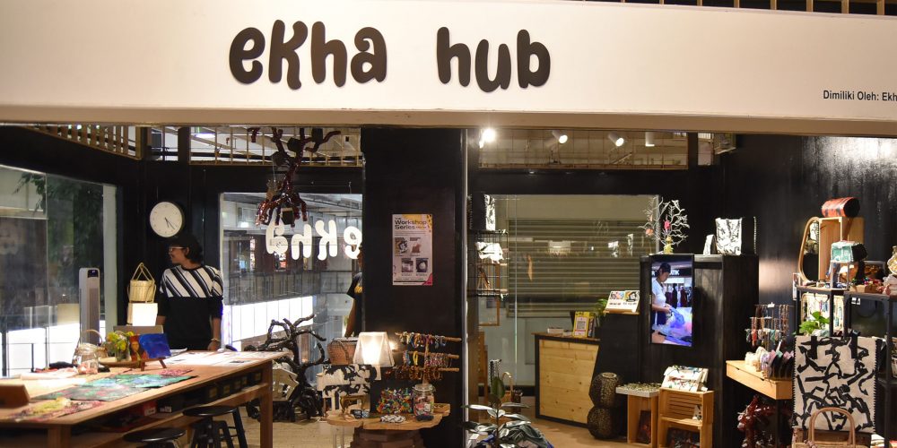 Ekha Hub