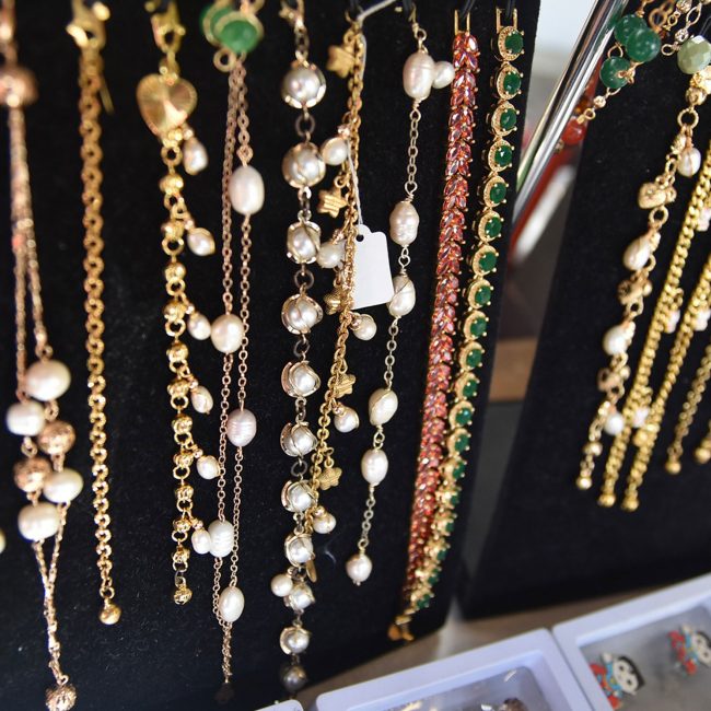 Itrah Jewellery