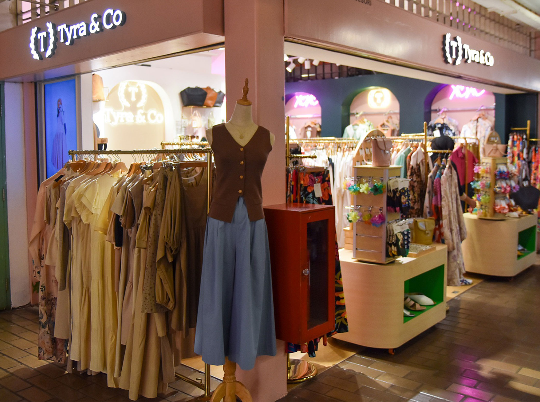 Tyra & Co (M-40)