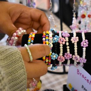 Pasar Gadis Manis Bergaya