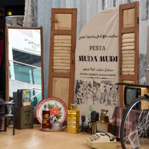 Pesta Muda Mudi Kurta dan Saree
